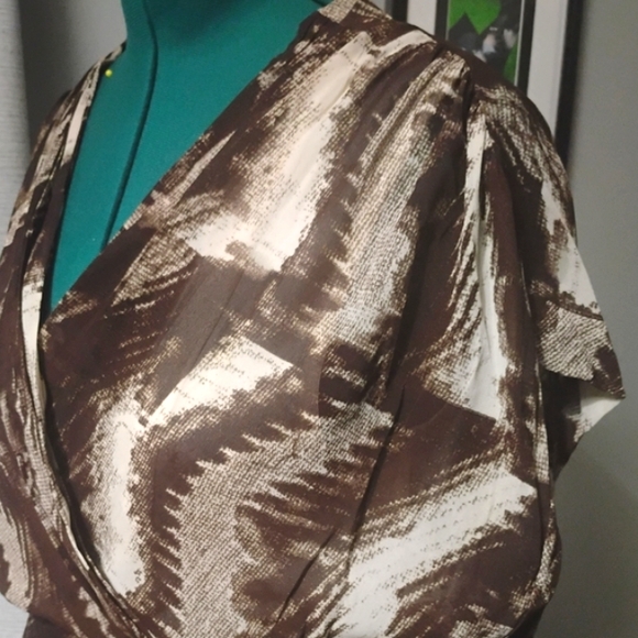 W118 by Walter Baker Abstract Print Faux Wrap Dress Size L in Brown & Cream - Picture 9 of 14